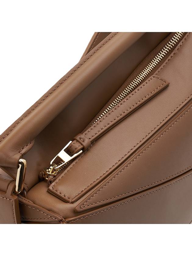 Small Puzzle Calfskin Tote Bag Oak - LOEWE - BALAAN 10