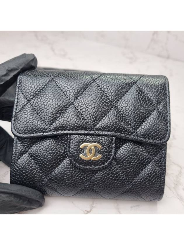 Small Classic Flap Wallet Grained Calfskin & Gold Black - CHANEL - BALAAN 6