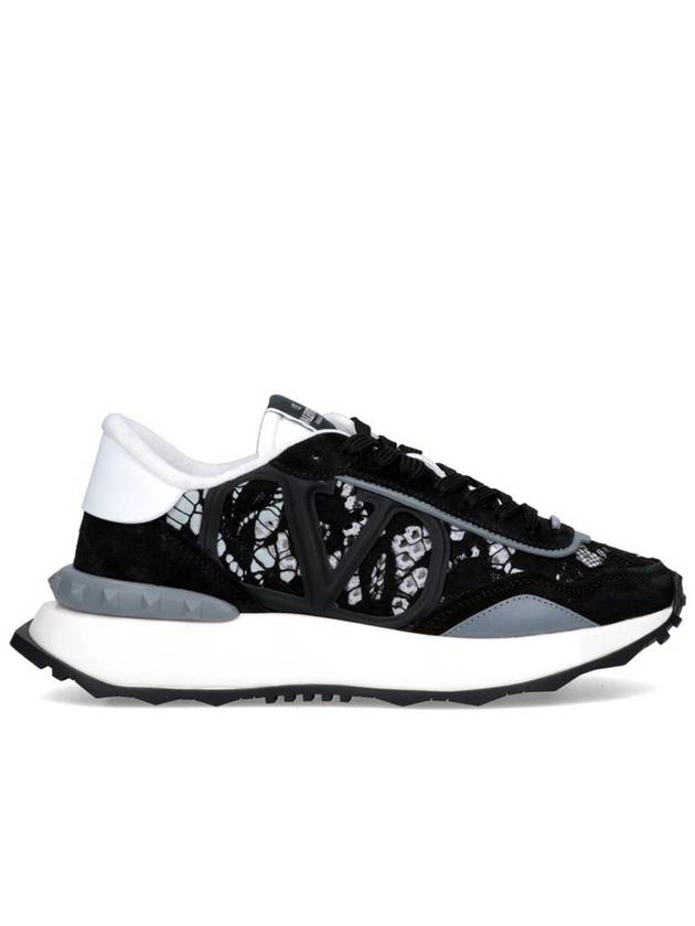 Women's Lace Runner Low Top Sneakers Black - VALENTINO - BALAAN 2