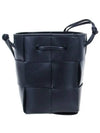 Intrecciato Cassette Small Bucket Bag Black - BOTTEGA VENETA - BALAAN 2