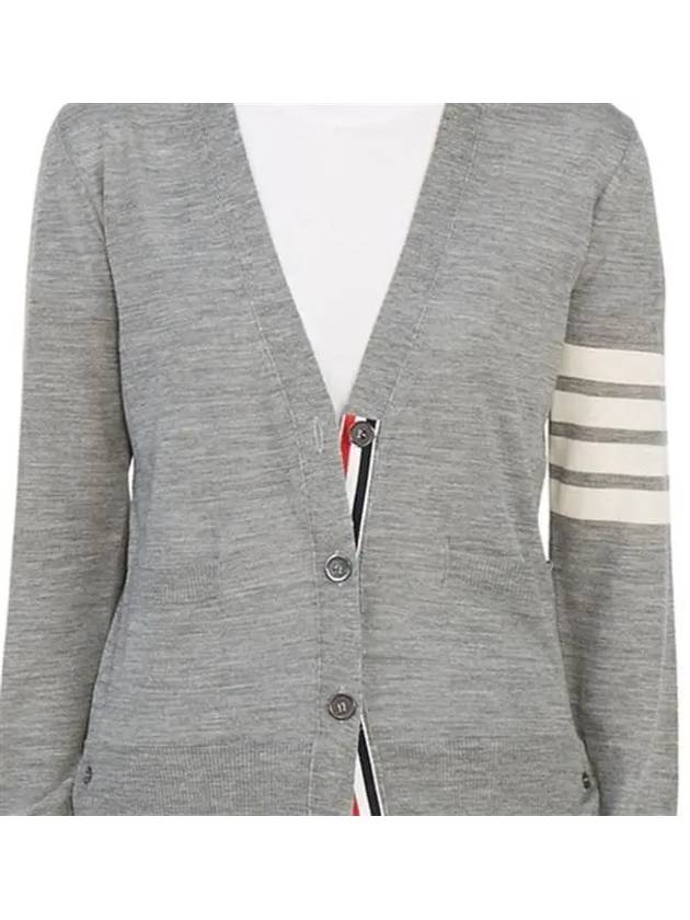 Sustainable Fine Merino Wool 4-Bar Relaxed Fit V-Neck Cardigan Light Grey - THOM BROWNE - BALAAN 4