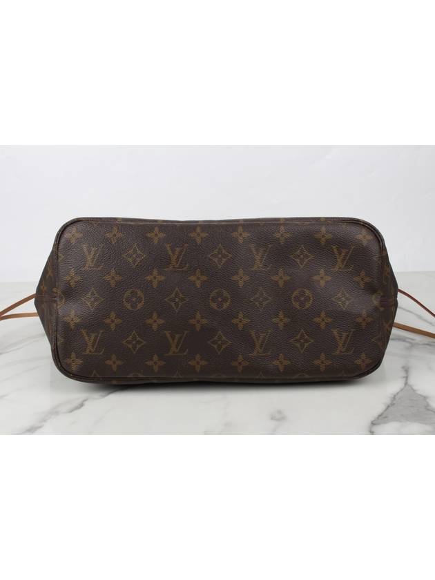 Monogram Neverfull MM - LOUIS VUITTON - BALAAN 7