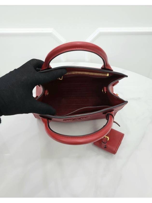 Monochrome Saffiano Tote Shoulder Bag Red 1BA156 - PRADA - BALAAN 7