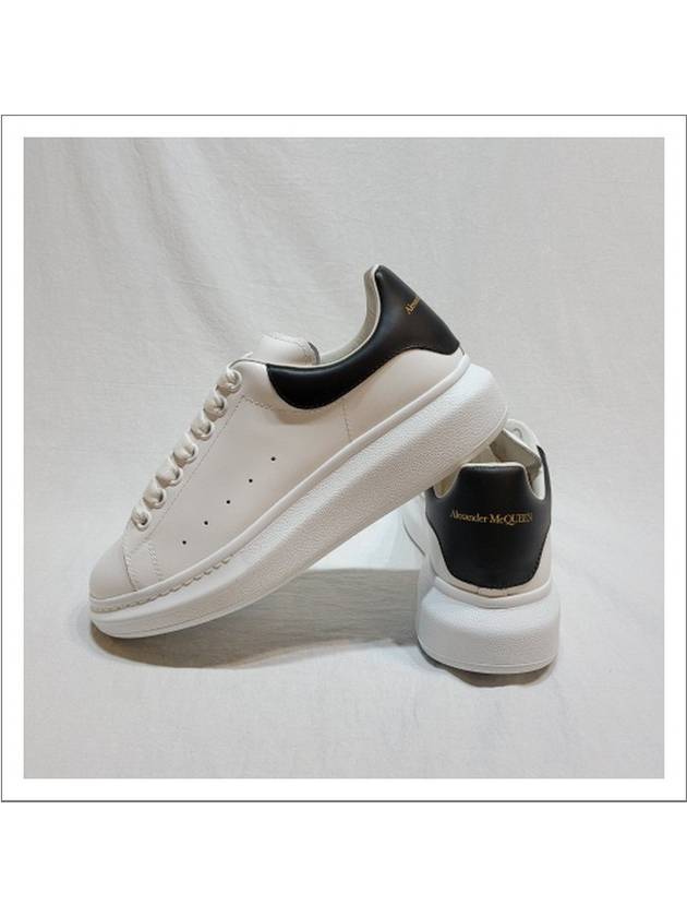 Oversized Leather Tab Low Top Sneakers White - ALEXANDER MCQUEEN - BALAAN 5