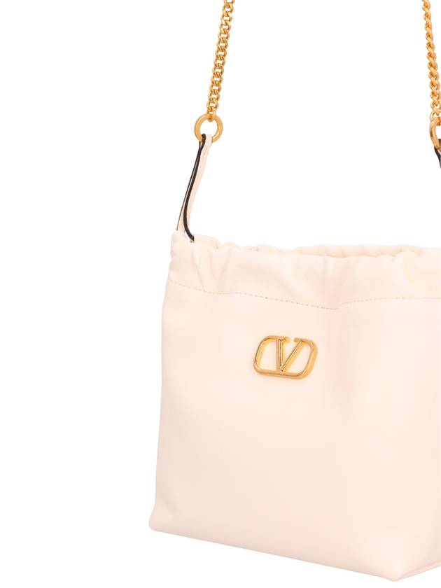 V Logo Drawstring Chain Bucket Bag White - VALENTINO - BALAAN 4