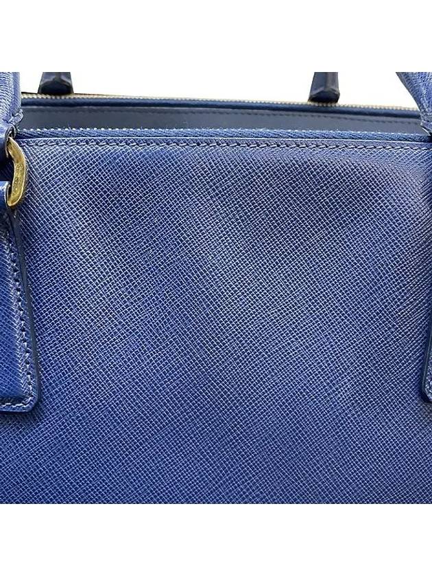 BN1802 SAFFIANO Lux Navy Gold Logo Tote Bag - PRADA - BALAAN 4