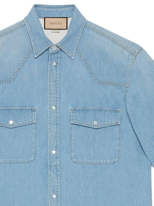 GUCCI ADD TIMELESS ELEGANCE TO ANY LOOK WITH THIS CLASSIC BLUE DENIM SHIRT. - GUCCI - BALAAN 3