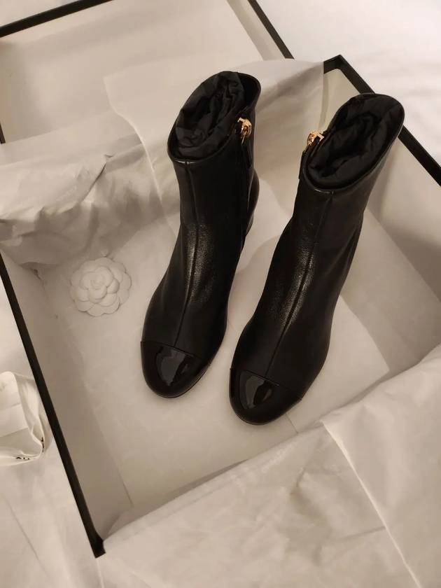 Patent Lambskin Middle Boots Black - CHANEL - BALAAN 8