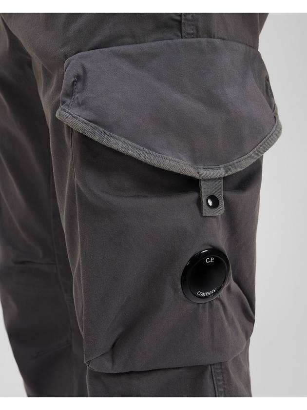 Lens Wappen Garment Dye Utility Cargo Pants Gray - CP COMPANY - BALAAN.