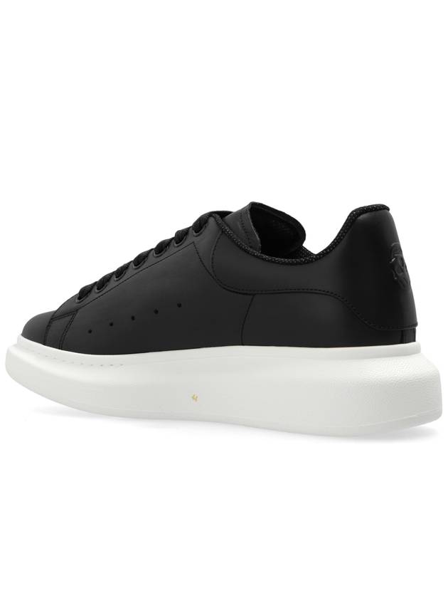 Oversized Lace-Up Low-Top Sneakers Black - ALEXANDER MCQUEEN - BALAAN 6