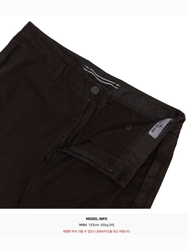 Wappen Patch Old Treatment Slim Fit Cargo Straight Pants Black - STONE ISLAND - BALAAN 11