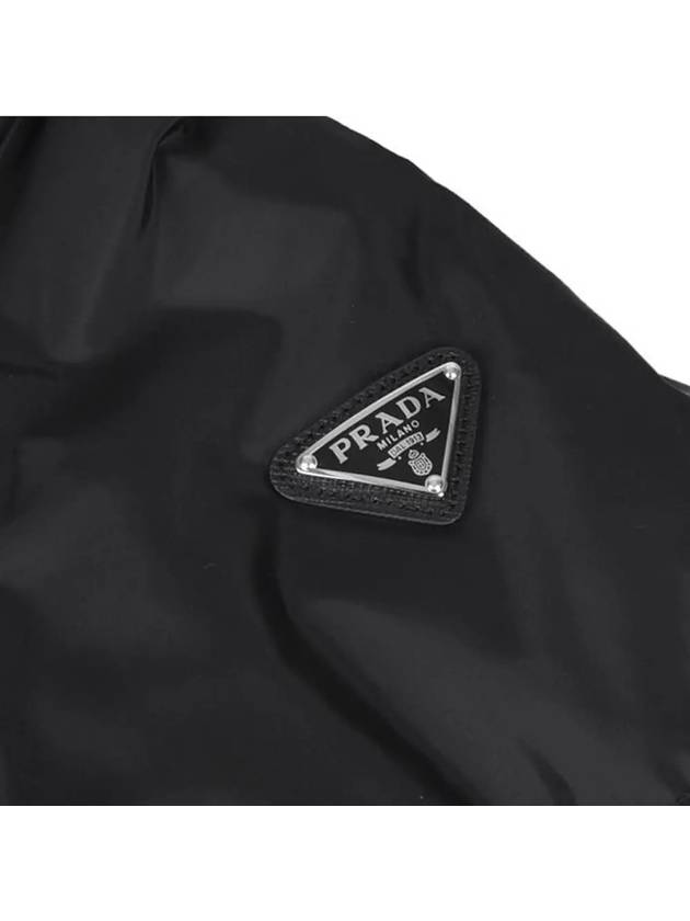 Triangle Logo Re-Nylon Down Padding Black - PRADA - BALAAN 5