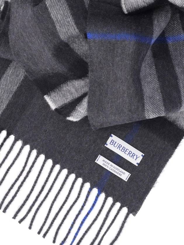 Check print fringe cashmere scarf 8095206 - BURBERRY - BALAAN 4