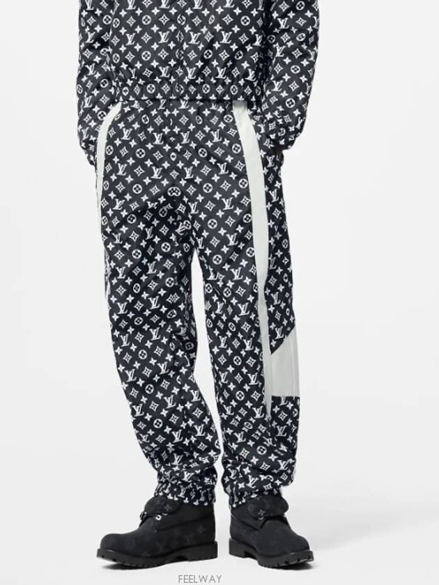 1AFWQB Monogram Printed Technical Track Pants - LOUIS VUITTON - BALAAN 3