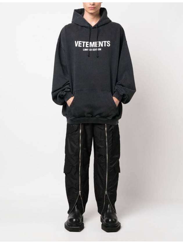 Logo Print Drawstring Hoodie Black - VETEMENTS - BALAAN 8