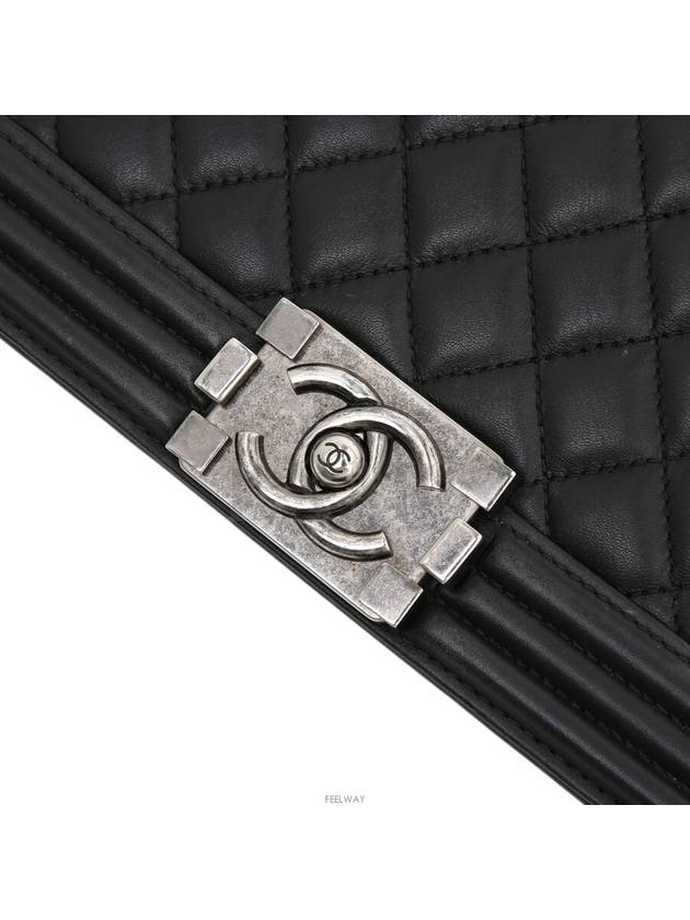 women shoulder bag - CHANEL - BALAAN 6