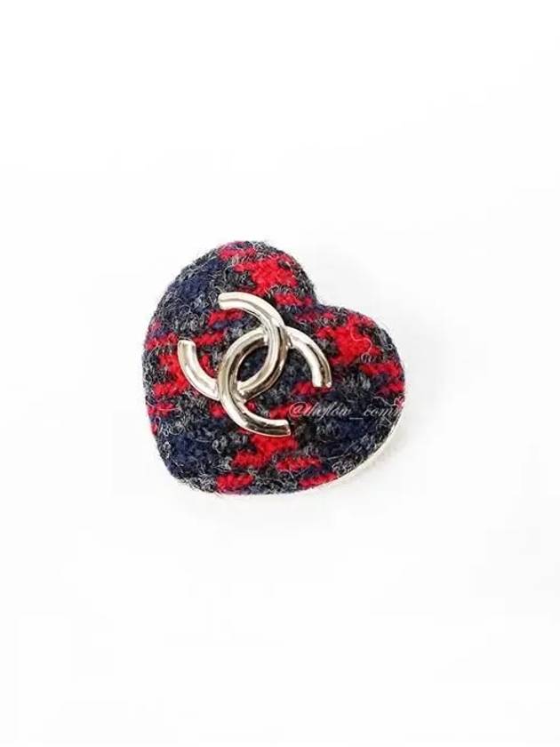 CC Tweed Heart Check Brooch Red - CHANEL - BALAAN 5