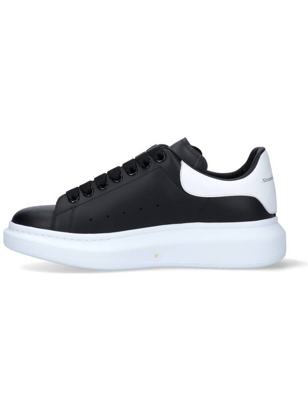 Oversized Leather Tab Low Top Sneakers Black - ALEXANDER MCQUEEN - BALAAN 8