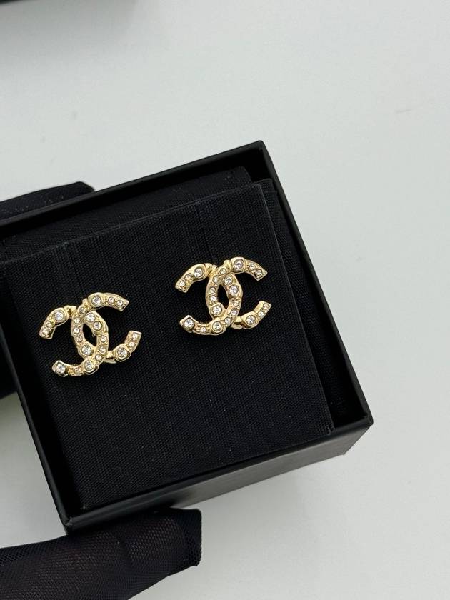 24S CC logo earrings crystal gold ABD310 - CHANEL - BALAAN 3