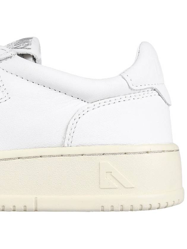 Medalist Goatskin Low Top Sneakers White - AUTRY - BALAAN 7