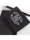 CC Logo Cashmere Knit Gloves Unisex Black AA9264 - CHANEL - BALAAN 7
