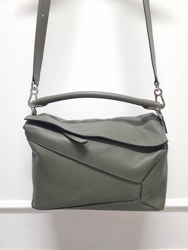 Dark Khaki Green Grain Calfskin Puzzle Bag Large - LOEWE - BALAAN 1