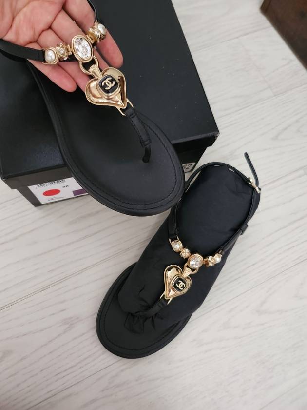 23C Heart CC Logo Jewelry Sandals G39674 - CHANEL - BALAAN 5