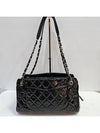 Black patent shoulder bag - CHANEL - BALAAN 3