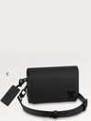 Fastline Wearable Medium Wallet Black - LOUIS VUITTON - BALAAN 2