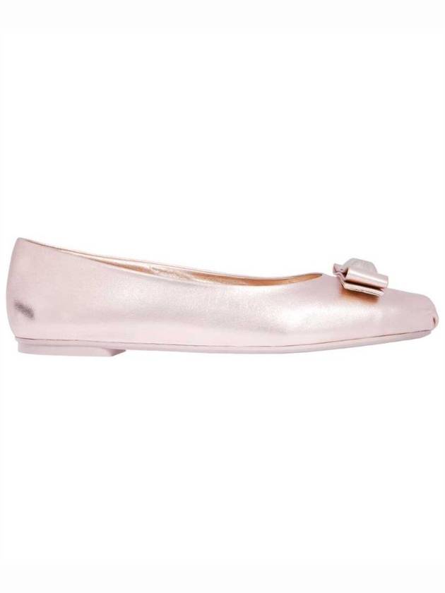 Salvatore Women's Metallic Leather Vara Bow Ballet Flats Beige - SALVATORE FERRAGAMO - BALAAN 1