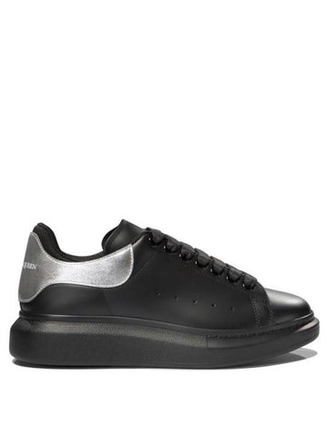 Oversized Silver Tab Low Top Sneakers Black - ALEXANDER MCQUEEN - BALAAN 1