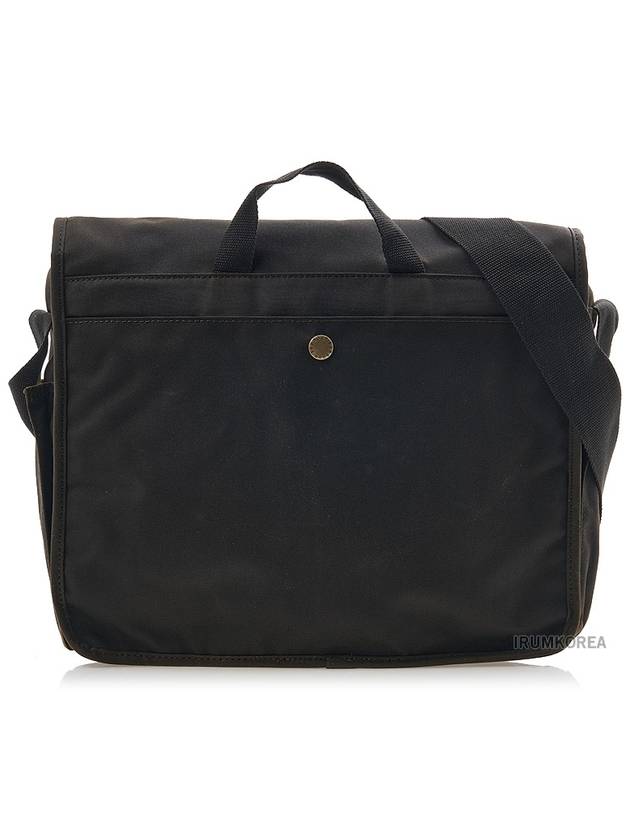 Essential Wax Messenger Bag Olive - BARBOUR - BALAAN 4