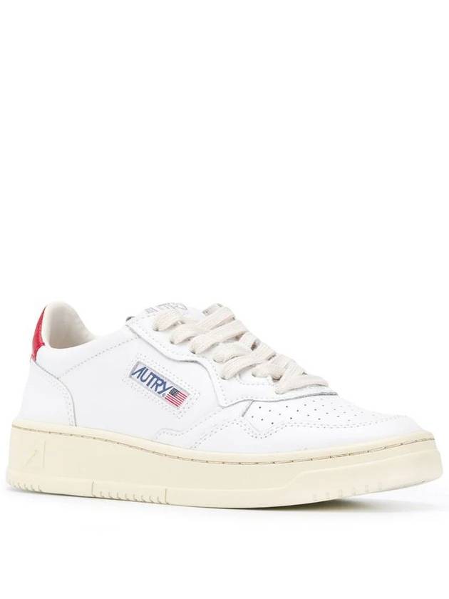 'Medalist' White Low Top Sneakers With Contrasting Heel Tab In Leather Woman - AUTRY - BALAAN 2