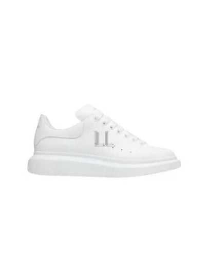 Oversized Leather Tab Low Top Sneakers White - ALEXANDER MCQUEEN - BALAAN 2