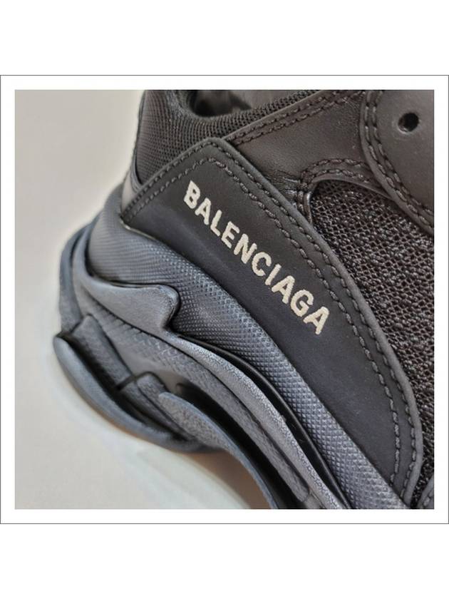 Triple S Low Top Sneakers Black - BALENCIAGA - BALAAN 8