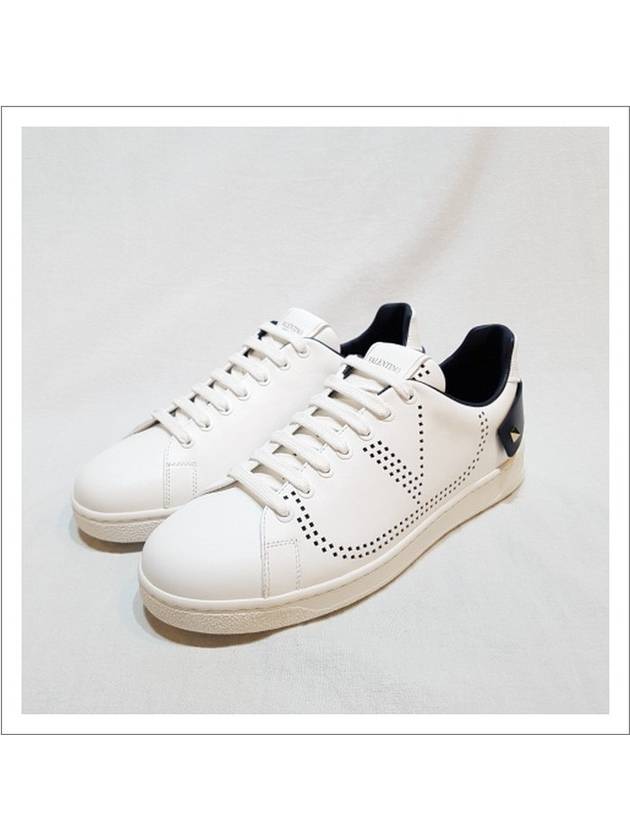 backnet black tab low top sneakers white - VALENTINO - BALAAN.