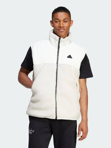 City Escape Reversible Vest Men s Aluma Off White IZ4658 715968 - ADIDAS - BALAAN 1