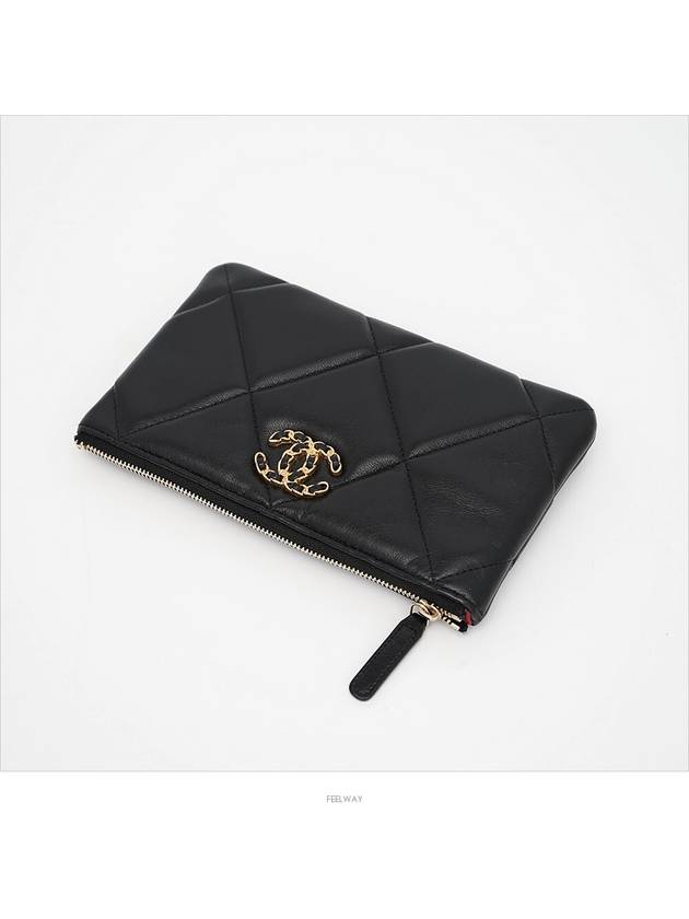 women pouch bag - CHANEL - BALAAN 5