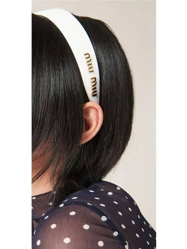 Plexiglass hair band 5IH039 2F72 F0964 - MIU MIU - BALAAN 5