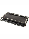 Rockstud Leather Clutch Bag Black - VALENTINO - BALAAN 5