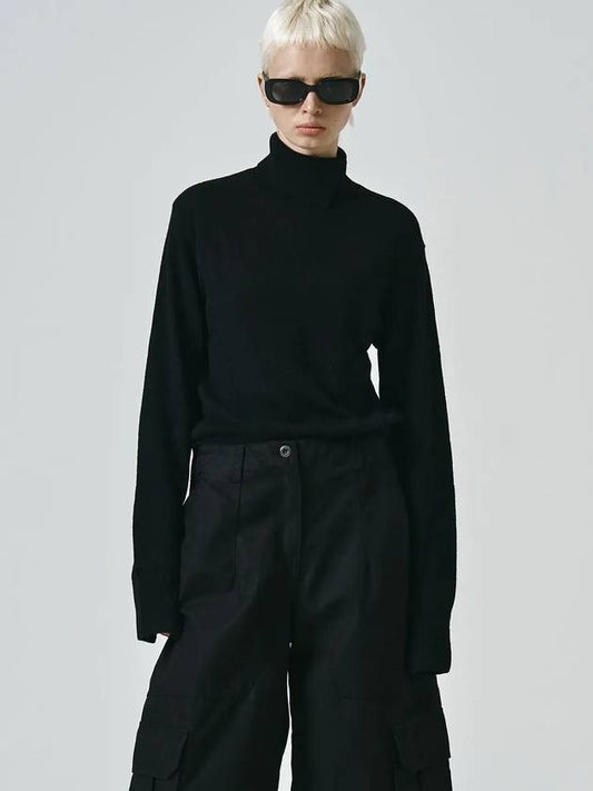 Cashmere Slit Turtleneck Black - NOIRER FOR WOMEN - BALAAN 2