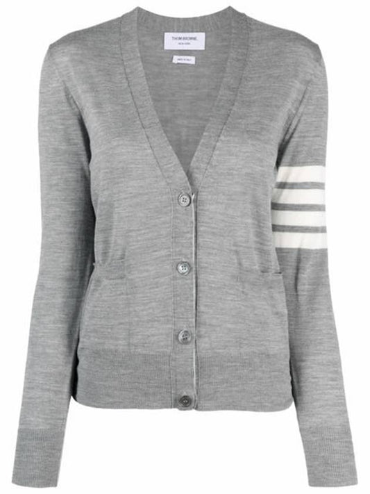 Sustainable Fine Merino Wool 4-Bar Relaxed Fit V-Neck Cardigan Light Grey - THOM BROWNE - BALAAN 2