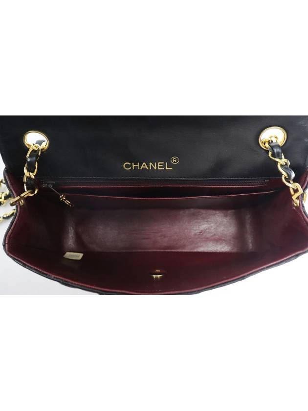 1st Division Gold CC Logo Lambskin Matrasse Round Classic Bag Flap Chain Shoulder 2JCHB1869 - CHANEL - BALAAN 9