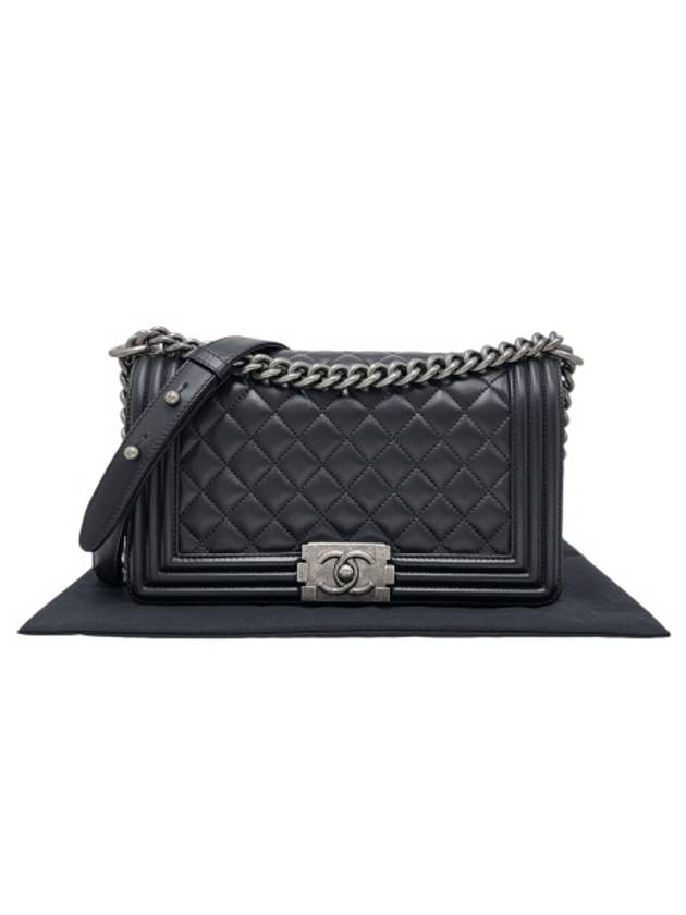 A67086 Black Lambskin Boy Medium Vintage Silver Chain Shoulder Bag - CHANEL - BALAAN 10