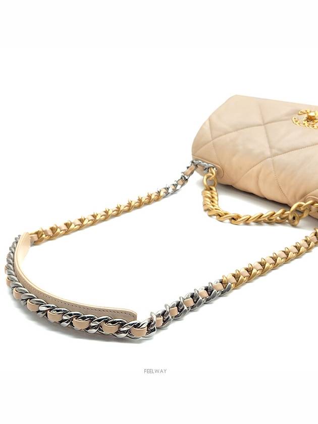 19 Flap Bag Large L237489 - CHANEL - BALAAN 5