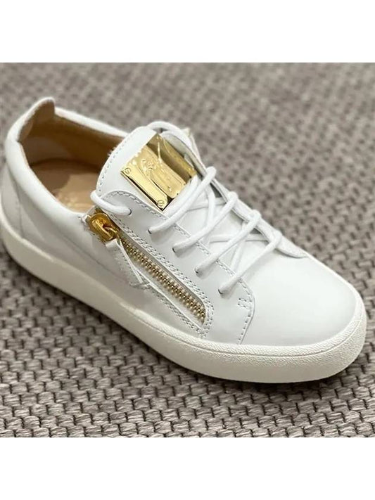 Zanotti Women's Gold Patch ZipUp Sneakers - GIUSEPPE ZANOTTI - BALAAN 2