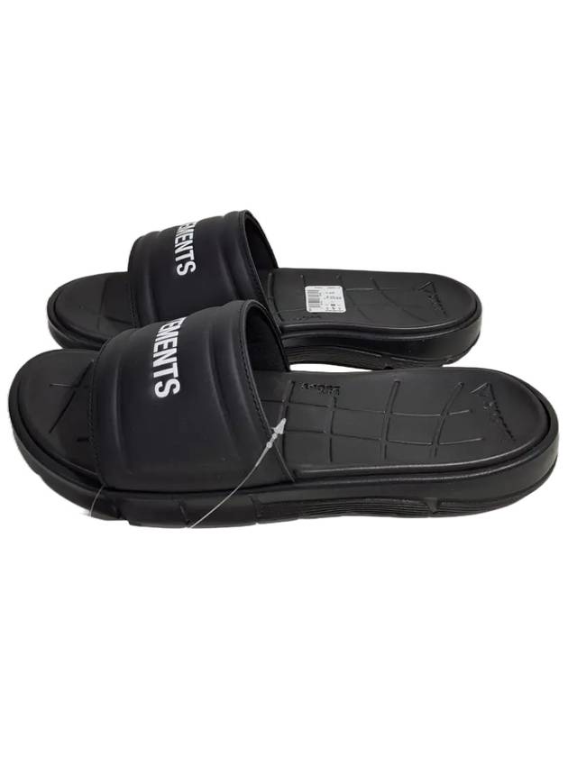 USSRE4 M BLACK WHITE Men s Slippers - VETEMENTS - BALAAN 7