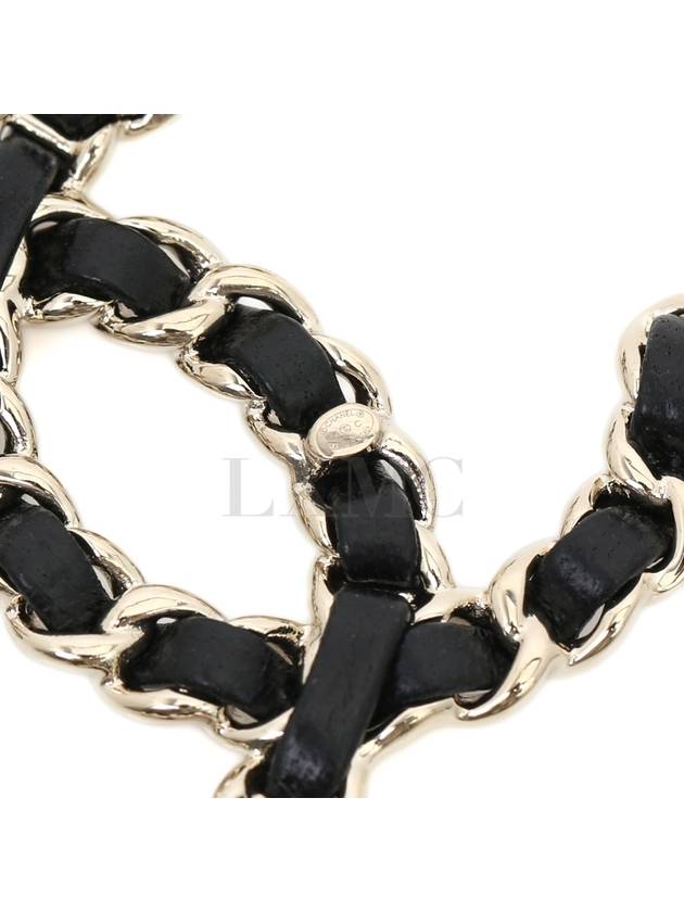 CC chain brooch black gold pendant A96202 - CHANEL - BALAAN 8