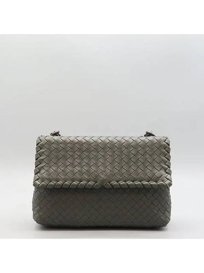 386498 Gray Intrecciato Nappa Olympia shoulder bag and cross - BOTTEGA VENETA - BALAAN 2