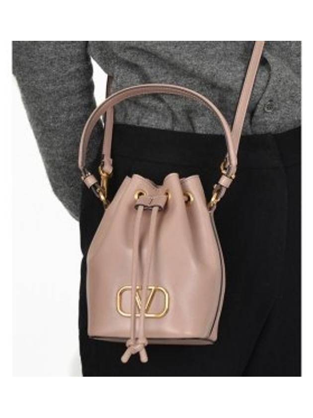 V Logo Signature Nappa Leather Bucket Bag Pink - VALENTINO - BALAAN 2